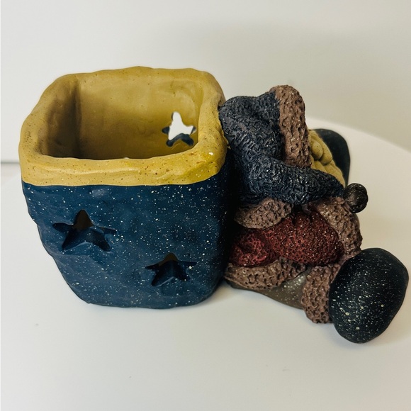 Resin Folk Art Rustic Primitive Red and Blue Santa Candle Holder Holiday Decor - Picture 5 of 10
